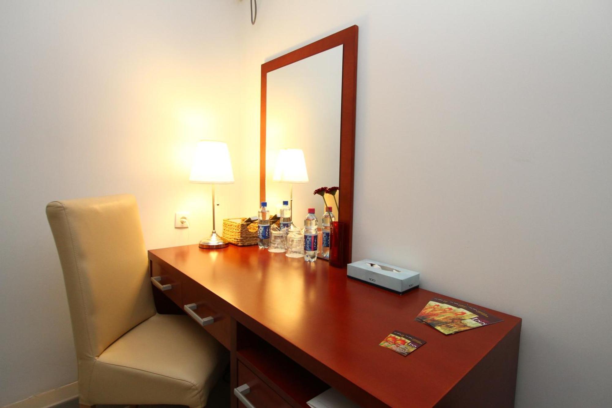 Guesthouse Villa Inn Суботиця Екстер'єр фото