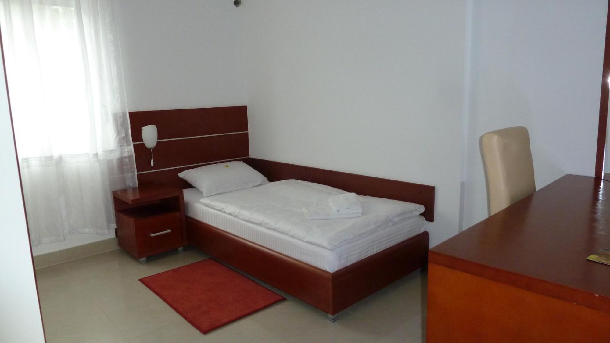 Guesthouse Villa Inn Суботиця Екстер'єр фото
